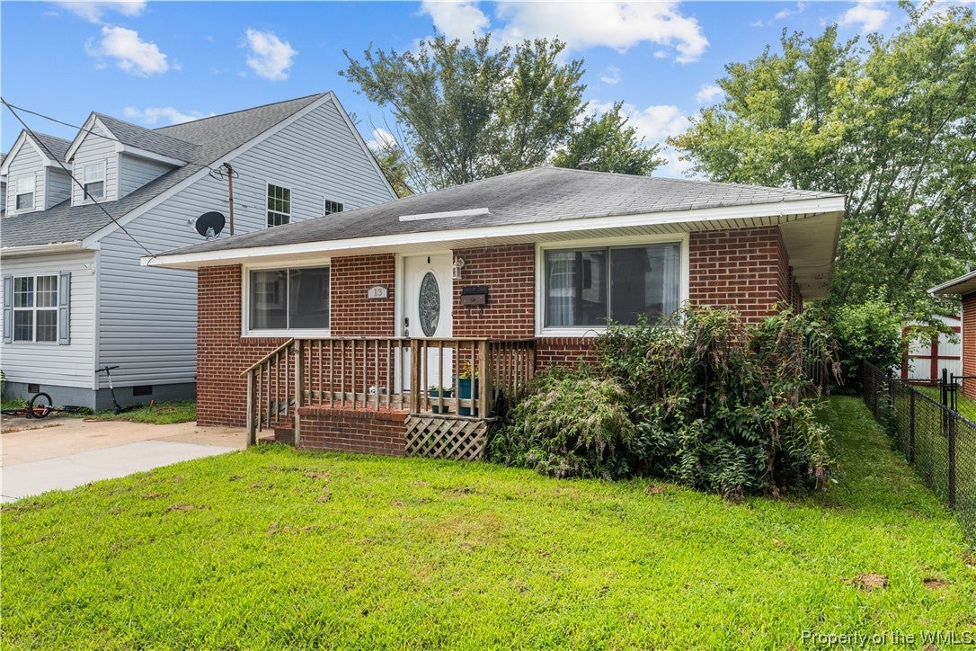 13 Calhoun Street Hampton, VA 23669 - Photo 1 of 26 Gallery Image 1