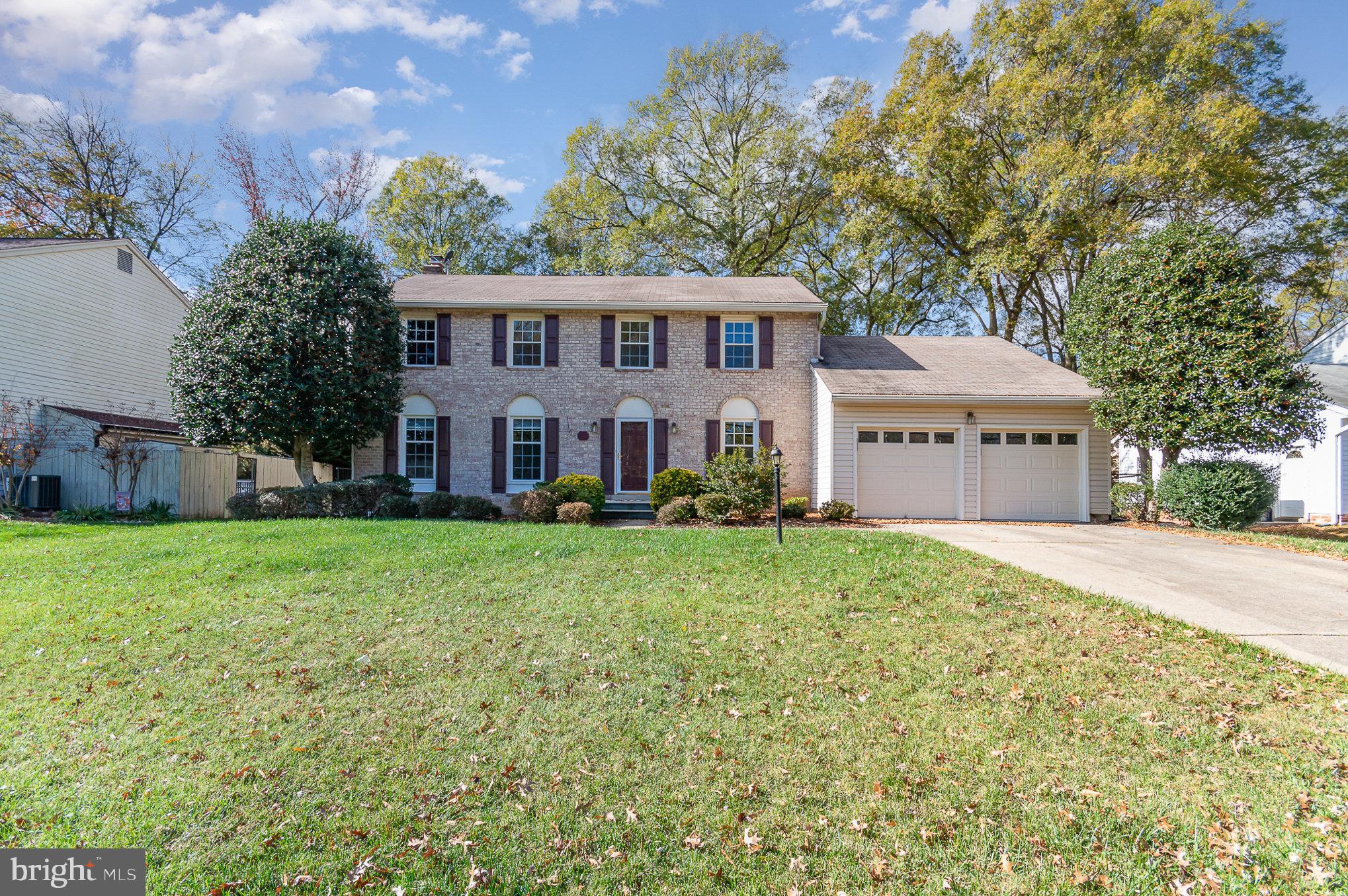 8238 Riverside Road Alexandria, VA 22308 - Photo 1 of 36