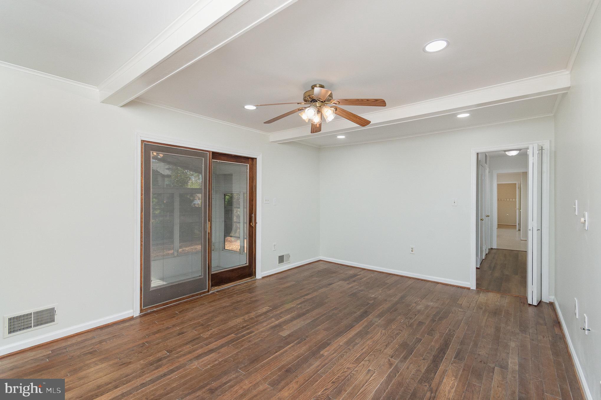 8238 Riverside Road Alexandria, VA 22308 - Photo 14 of 36