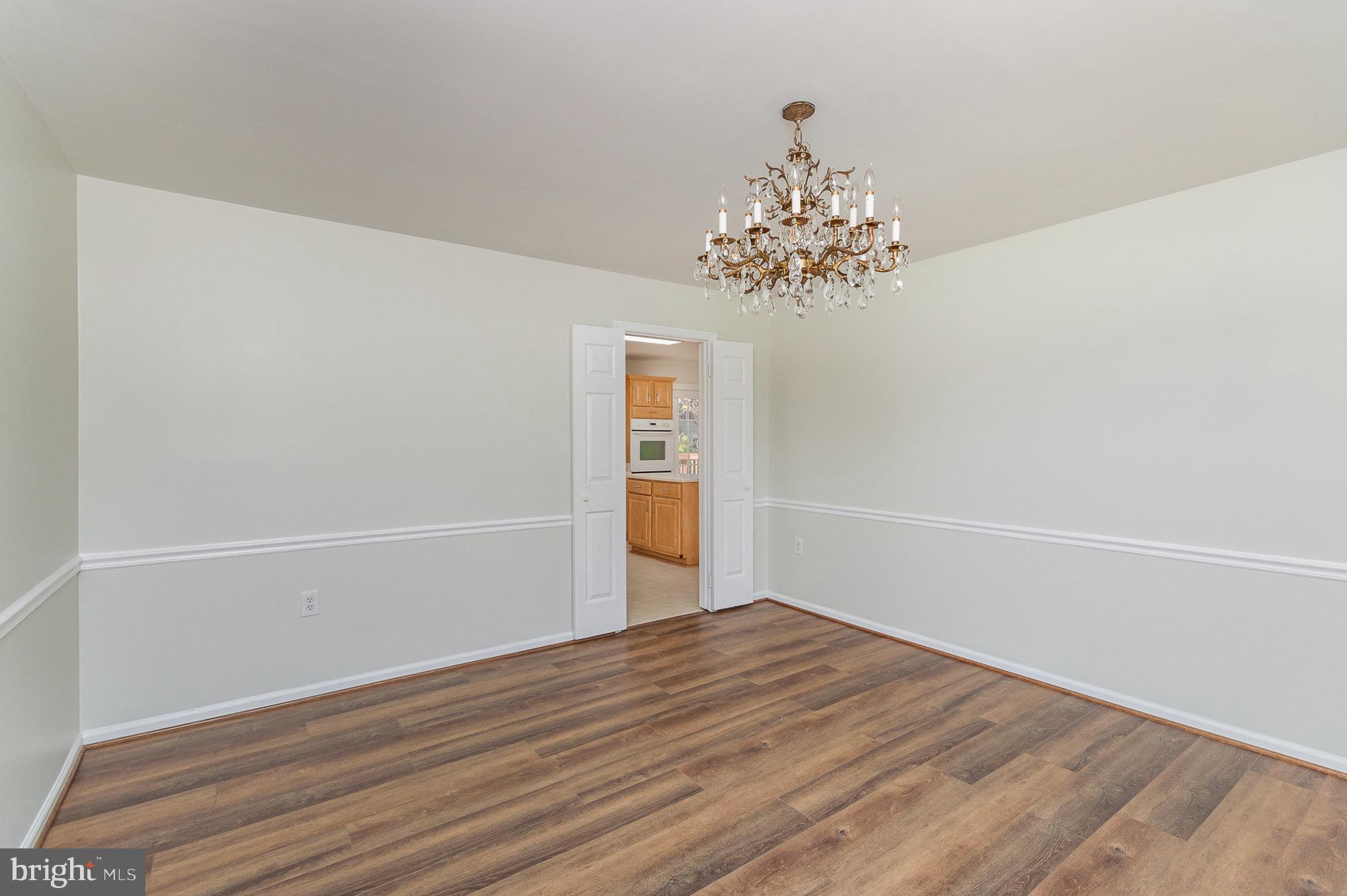 8238 Riverside Road Alexandria, VA 22308 - Photo 4 of 36