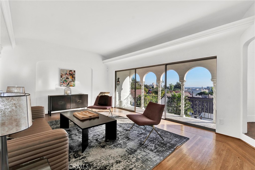 2111 Rockledge Road Los Angeles, CA 90068 - Photo 39 of 75 Gallery Image 39
