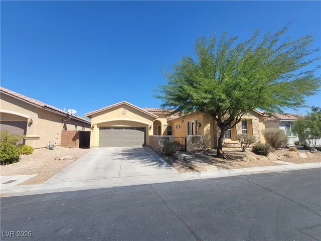 $2,600 | 9338 Wilderness Glen Avenue, Las Vegas, NV 89178