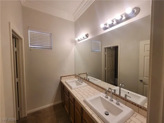 $2,600 | 9338 Wilderness Glen Avenue, Las Vegas, NV 89178