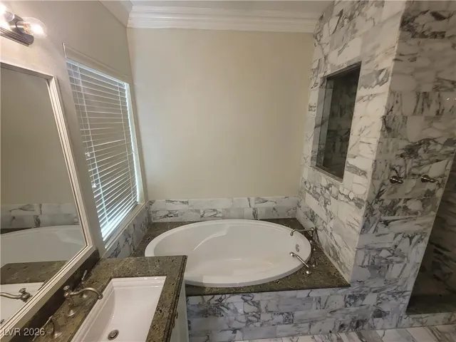 $2,600 | 9338 Wilderness Glen Avenue, Las Vegas, NV 89178