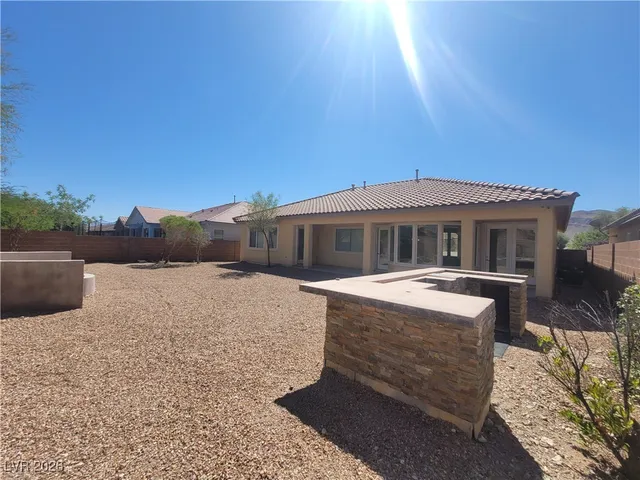 $2,600 | 9338 Wilderness Glen Avenue, Las Vegas, NV 89178