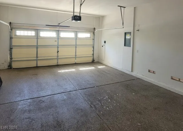 $2,600 | 9338 Wilderness Glen Avenue, Las Vegas, NV 89178