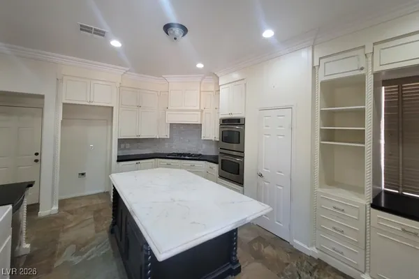 $2,200 | 9338 Wilderness Glen Avenue, Las Vegas, NV 89178