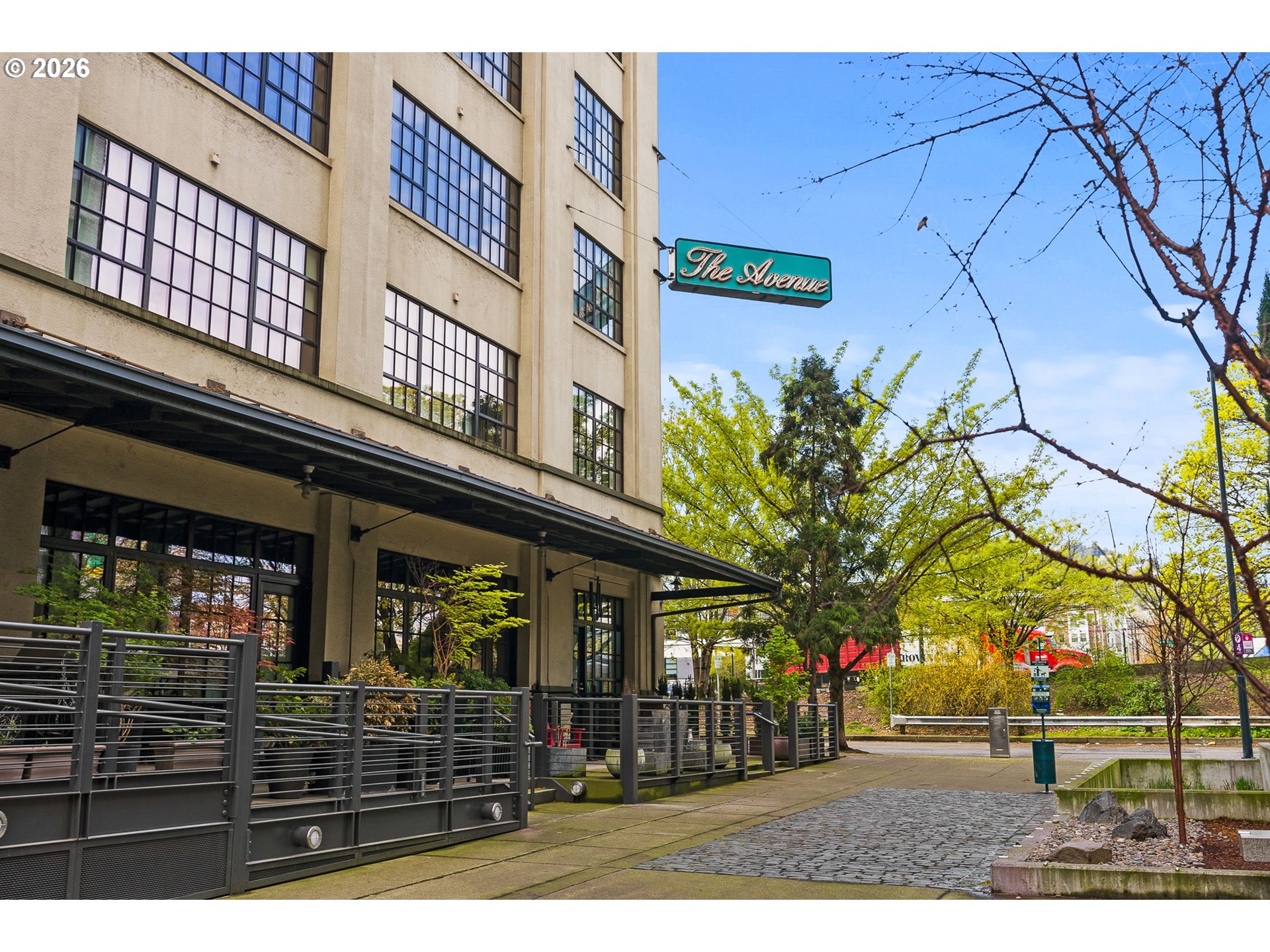 1400 Northwest Irving Street, Unit 402 Portland, OR 97209 - Photo 2 of 35