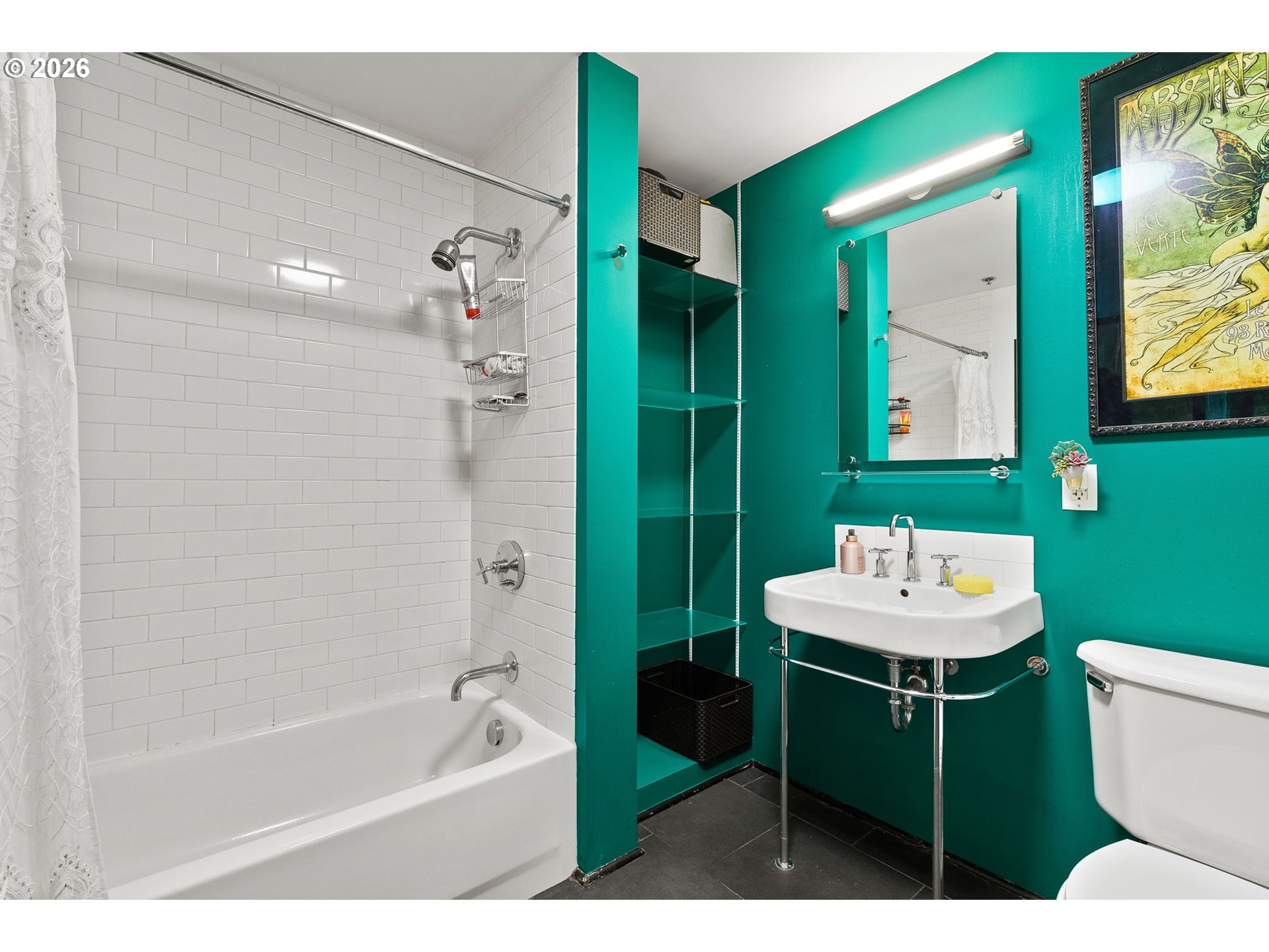 1400 Northwest Irving Street, Unit 402 Portland, OR 97209 - Photo 26 of 35