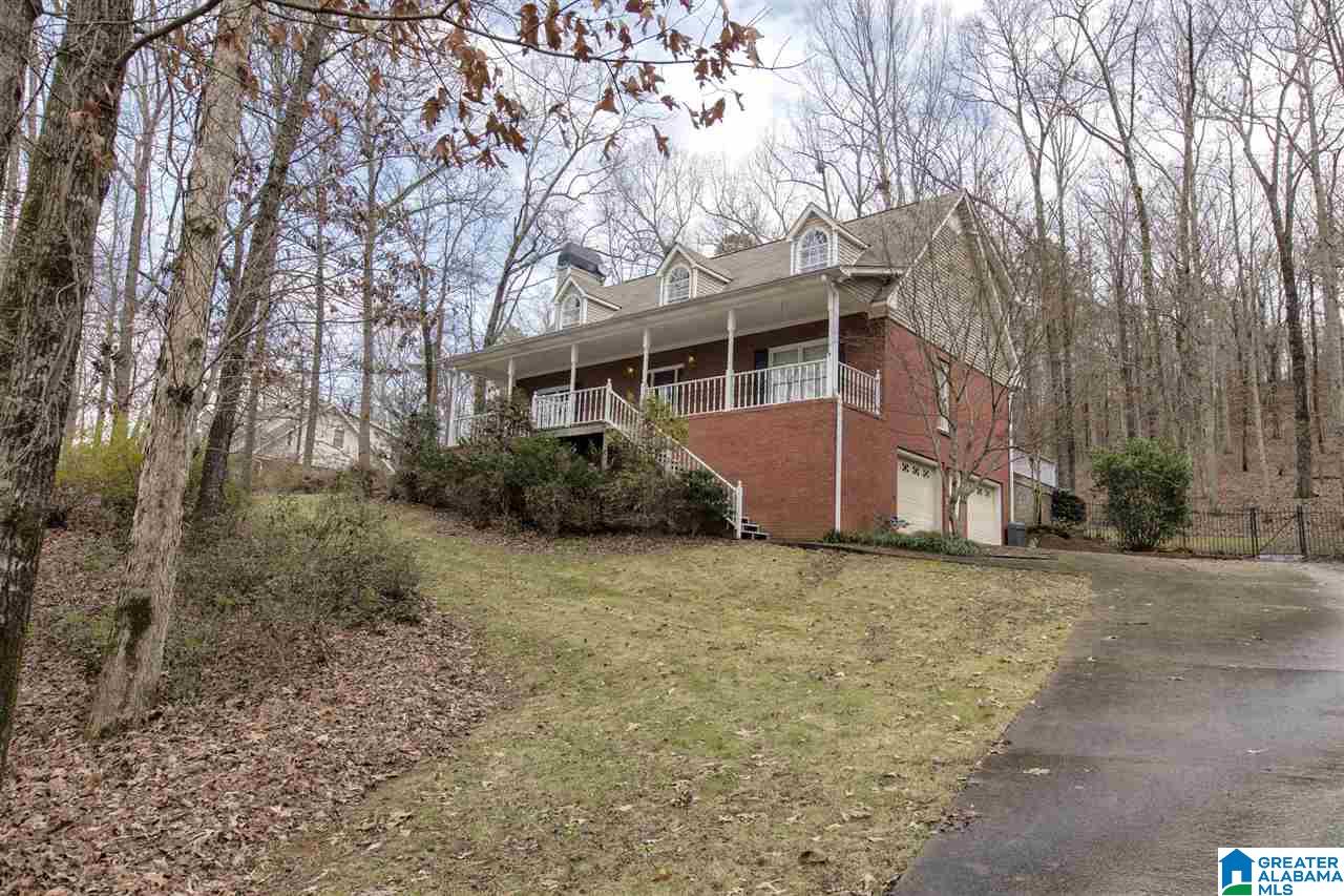 145 Dee Hendrix Road Bessemer, AL 35023 - Photo 2 of 38
