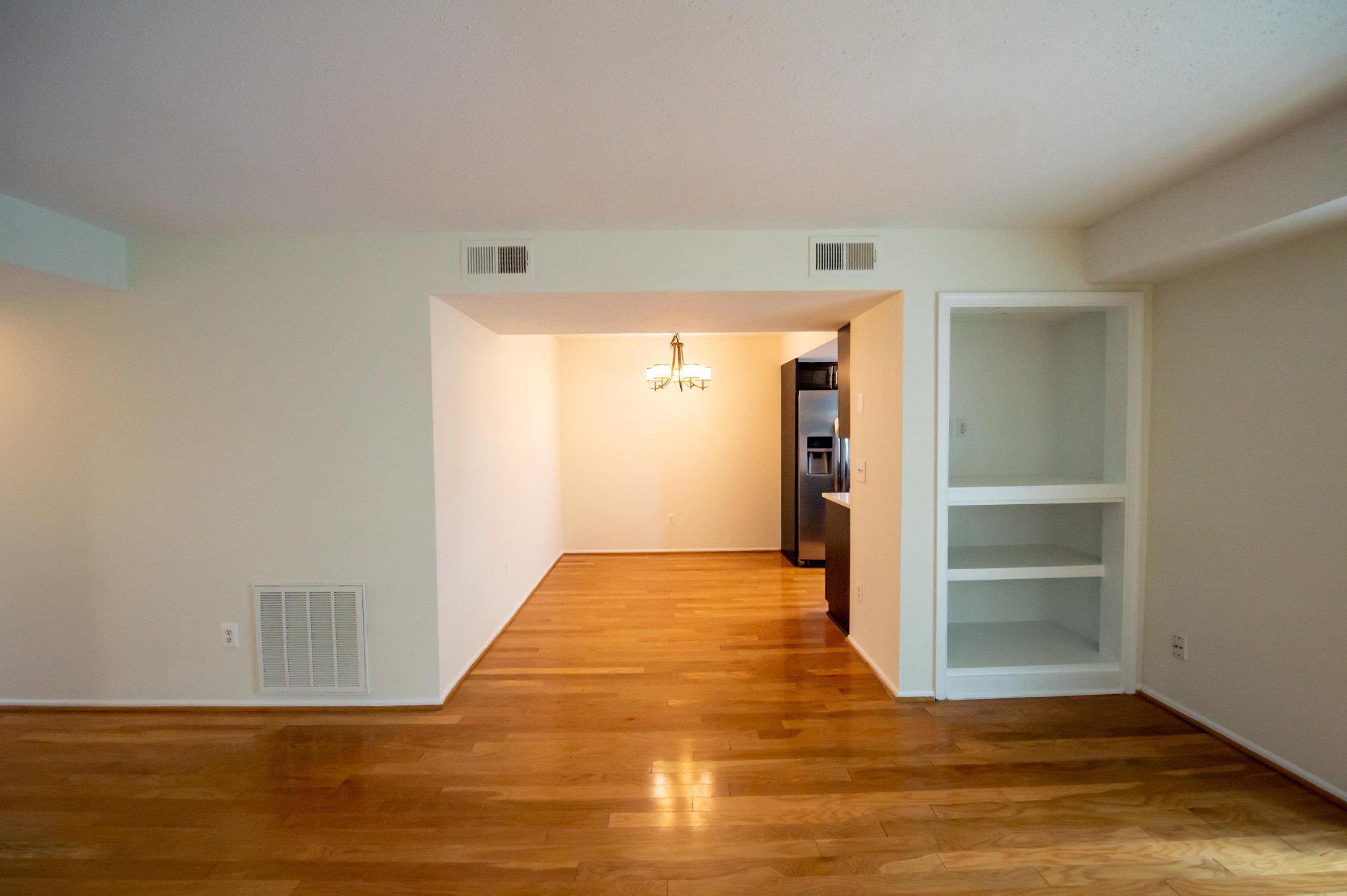 120 Fort Evans Road Southeast, Unit C Leesburg, VA 20175 - Photo 6 of 23 Dining area