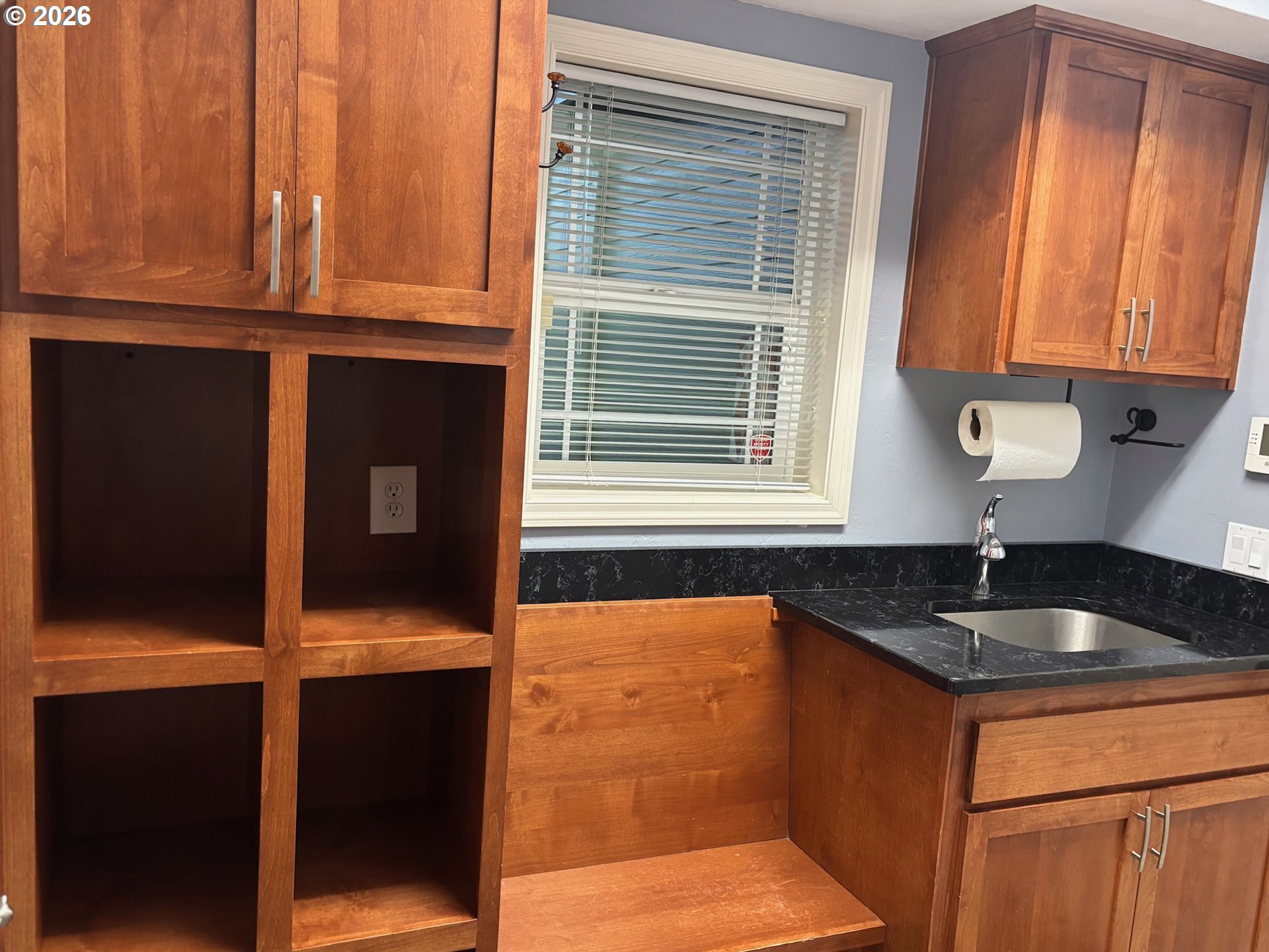 817 River Knoll Way Springfield, OR 97477 - Photo 11 of 29