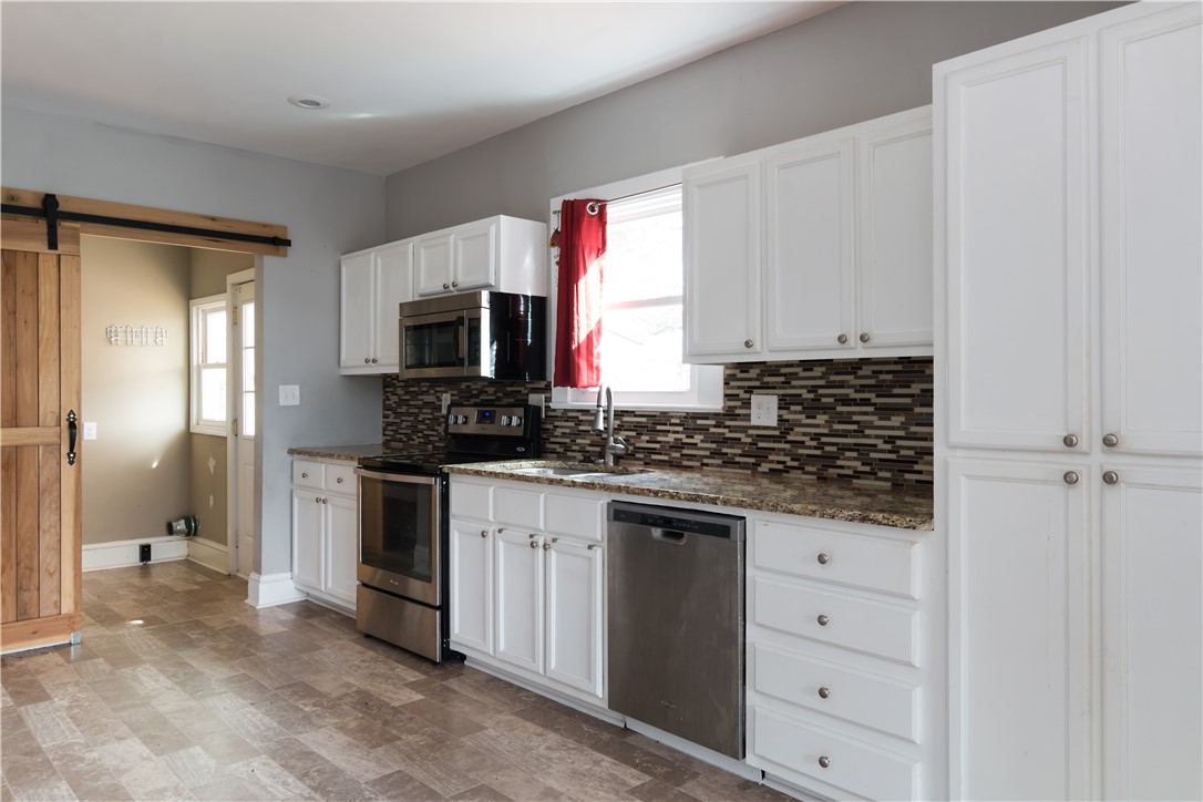 5900 Dobbins Bridge Road Anderson, SC 29626 - Photo 9 of 29