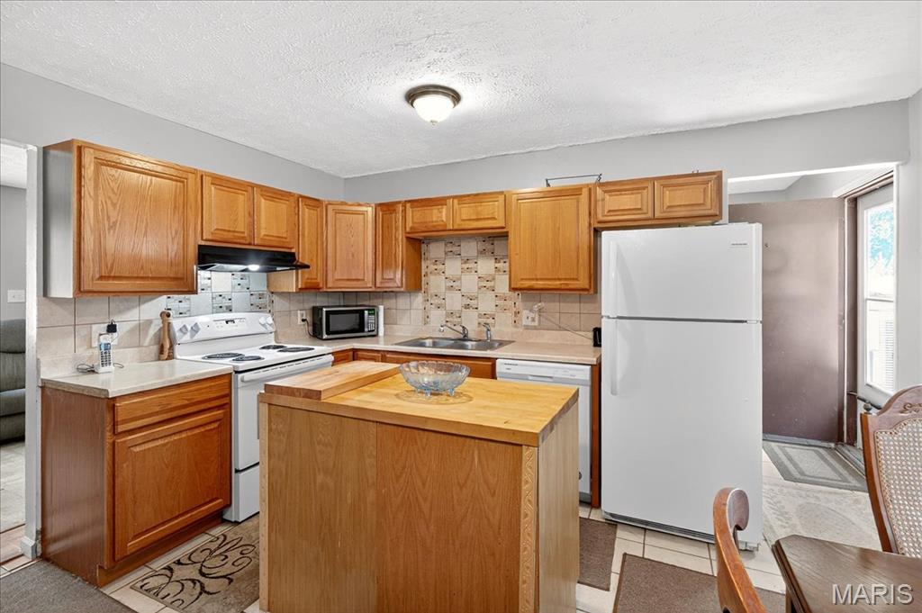2013 Maple Tree Lane Cahokia, IL 62206 - Photo 12 of 30