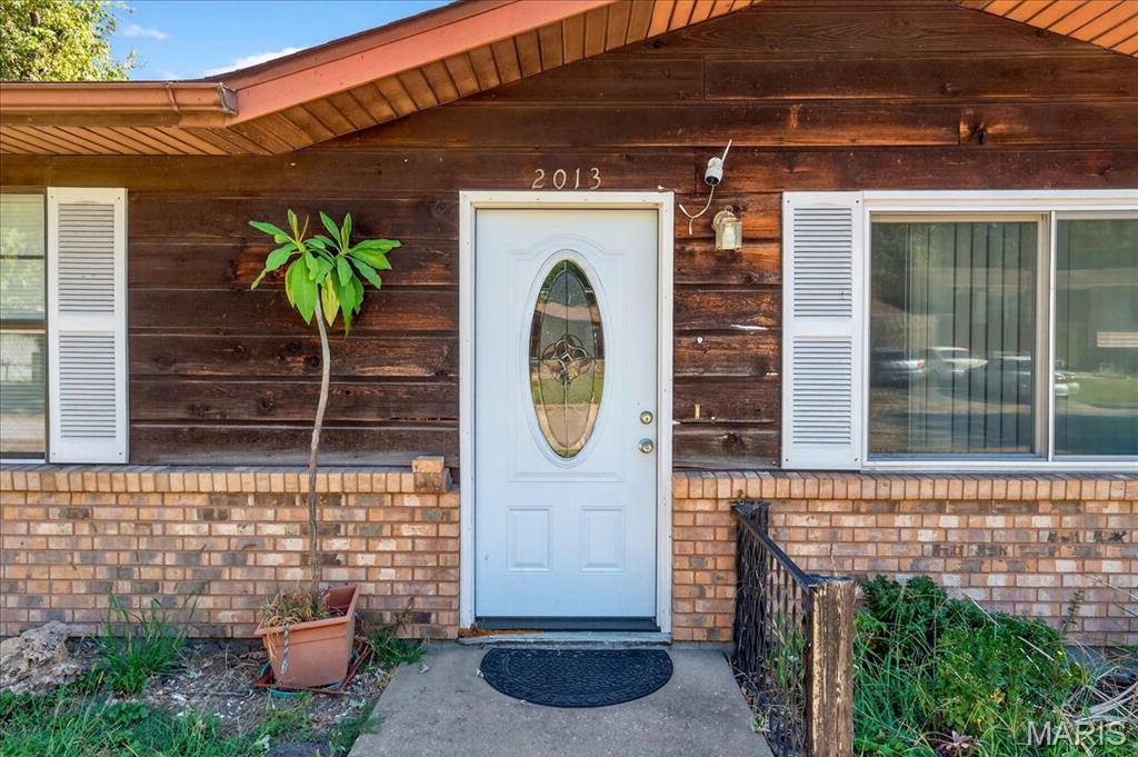 2013 Maple Tree Lane Cahokia, IL 62206 - Photo 3 of 30