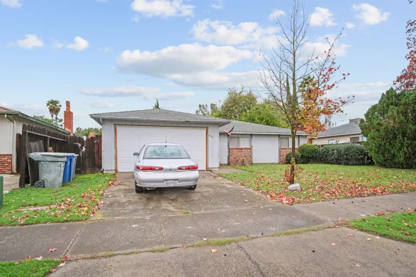 $299,000 | 1375 Loughborough Drive, Merced, CA 95348