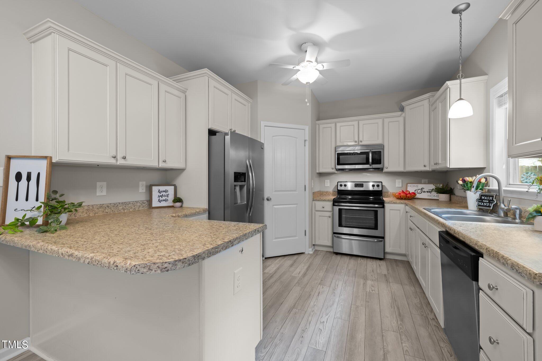 4225 Winding Stream Drive Raleigh, NC 27610 - Photo 19 of 44 Kitchen