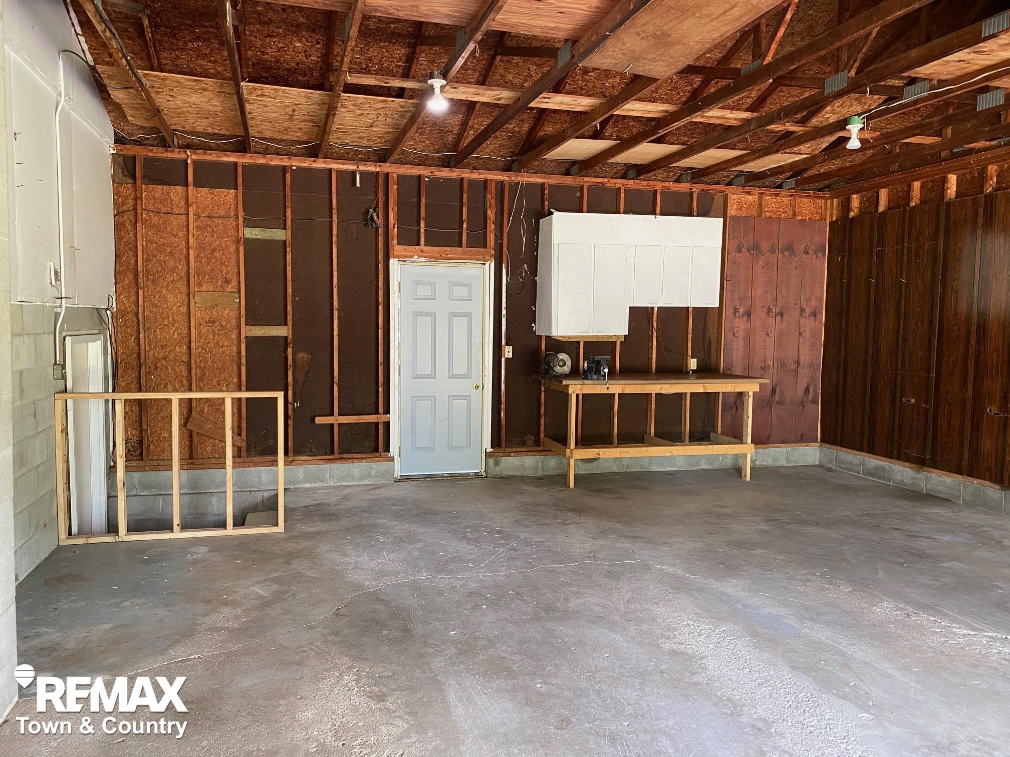 5205 West Wilson Road Clio, MI 48420 - Photo 23 of 30 50148329-92bb0764-ab34-41a3-8c9f-df4734861907.JPG