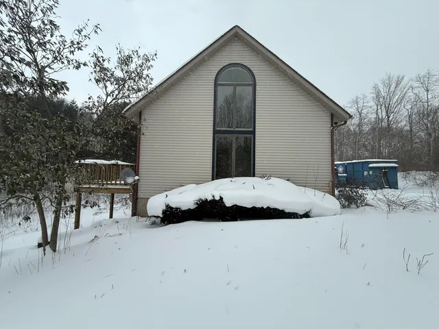 $339,900 | 6831 123rd Avenue, Fennville, MI 49408