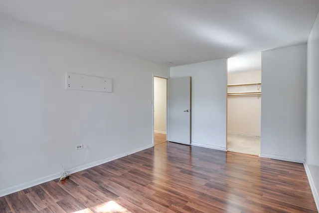 $1,900 | 1049 West Ogden Avenue, Unit 1112, Naperville, IL 60563