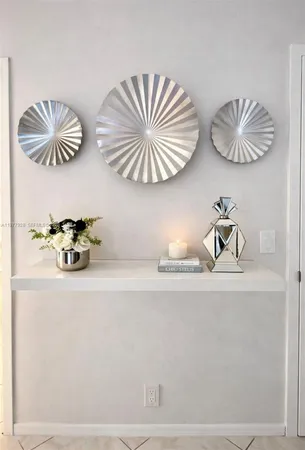 $1,950 | 2101 Atlantic Shores Boulevard, Unit 108, Hallandale Beach, FL 33009