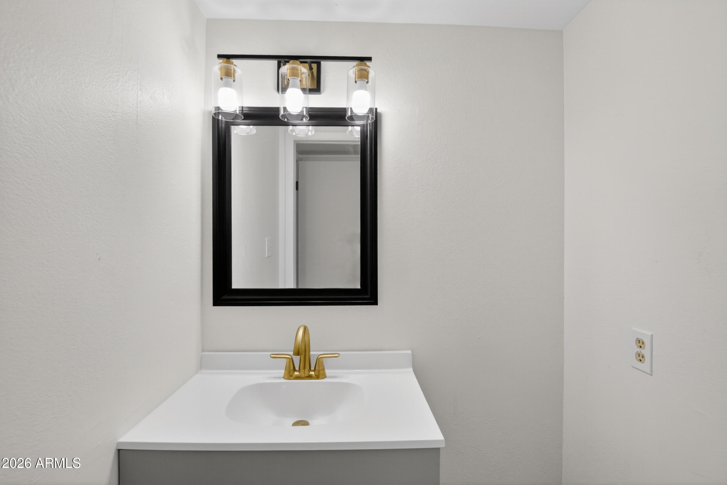5007 South Terrace Road Tempe, AZ 85282 - Photo 13 of 33 Downstairs Bathroom