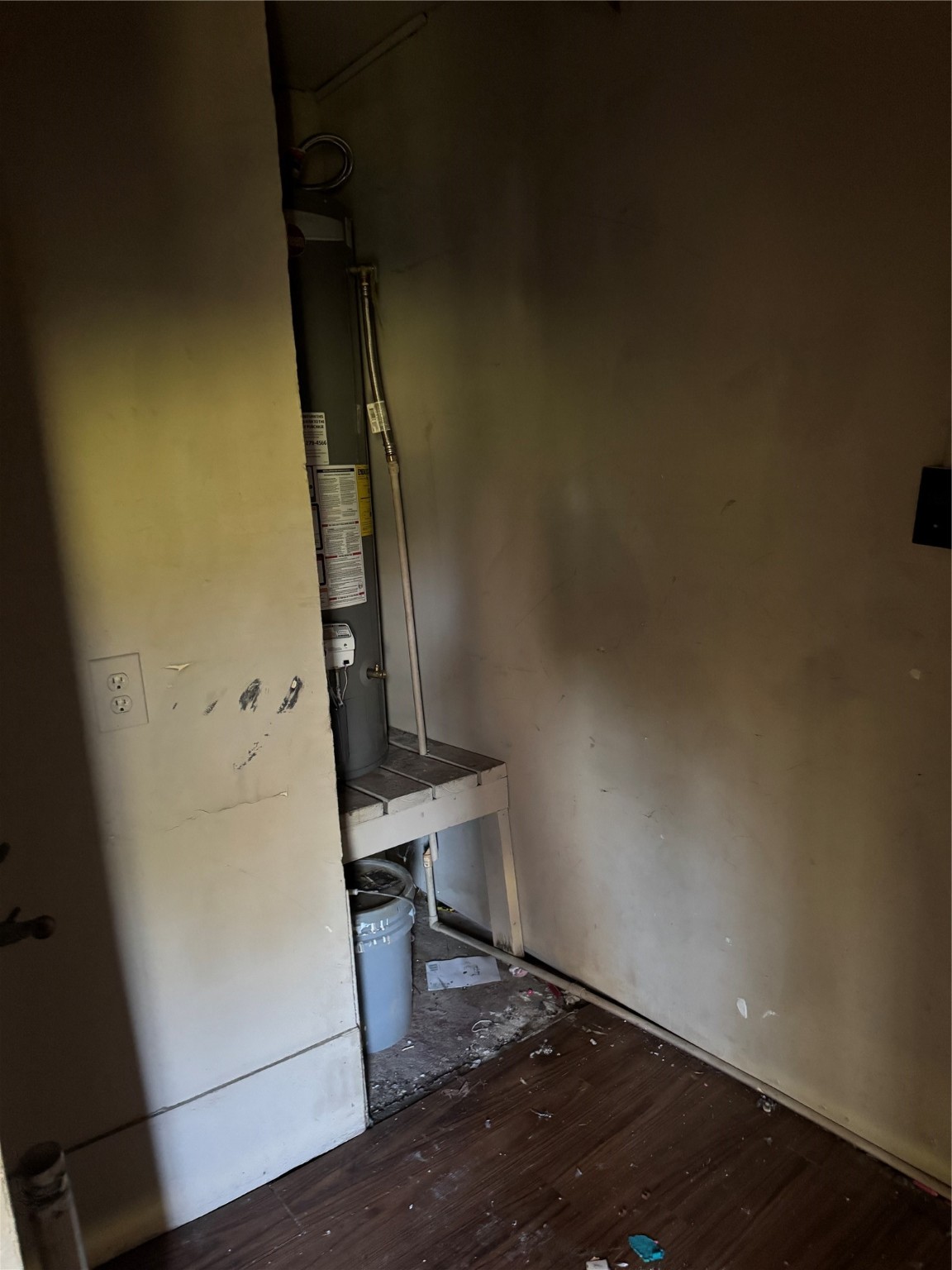 5325 Longmeadow Street Houston, TX 77033 - Photo 11 of 32