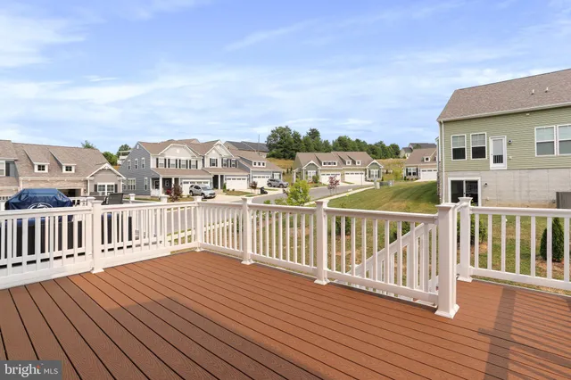 $435,000 | 2719 Town View Circle, New Windsor, MD 21776