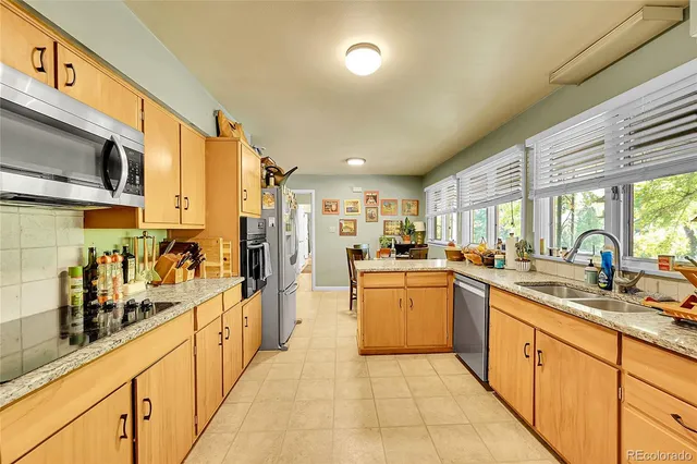 $825,000 | 2917 Lookout View Drive, Golden, CO 80401