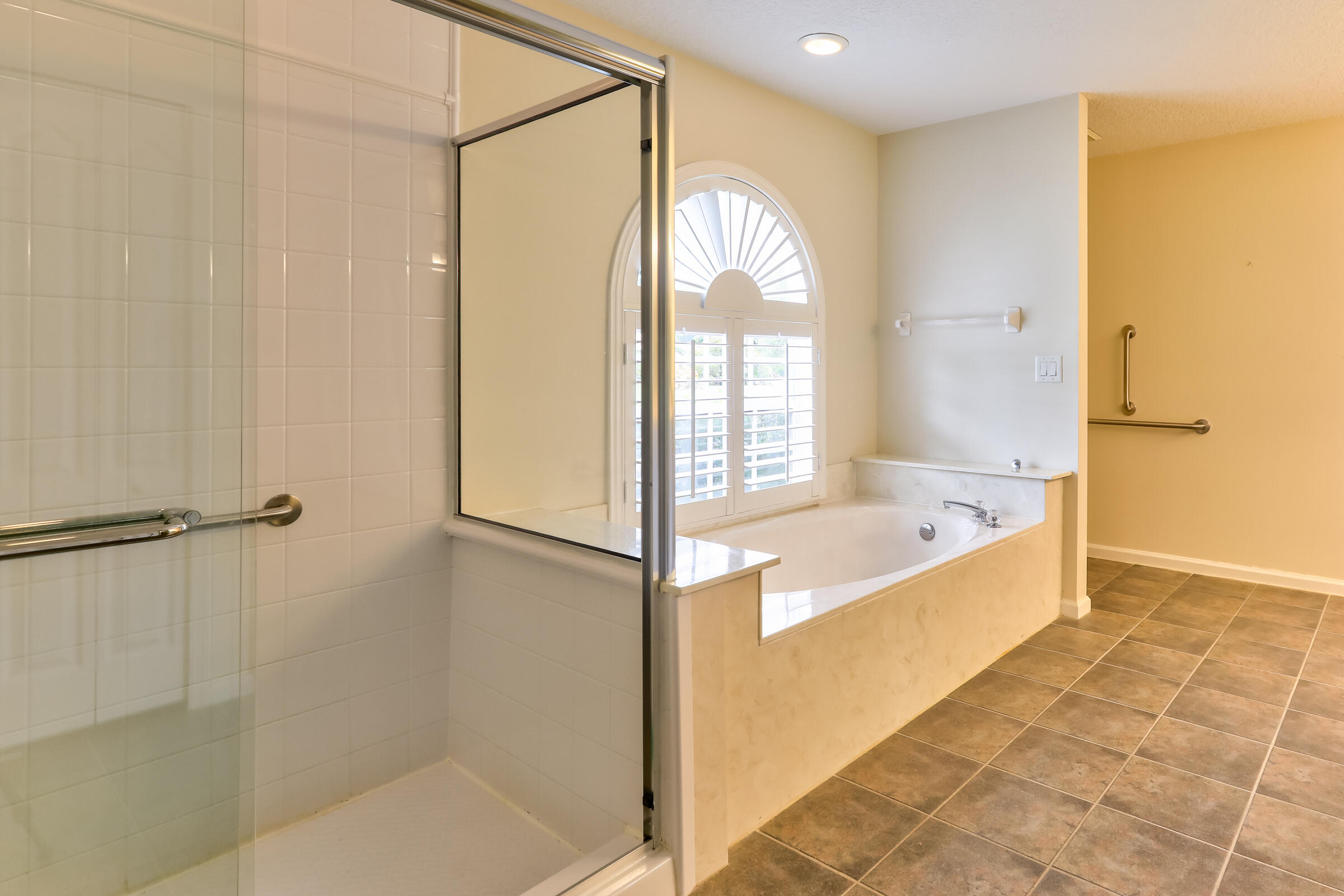 2031 Southeast Pyramid Road Port St. Lucie, FL 34952 - Photo 33 of 79 Master Bath