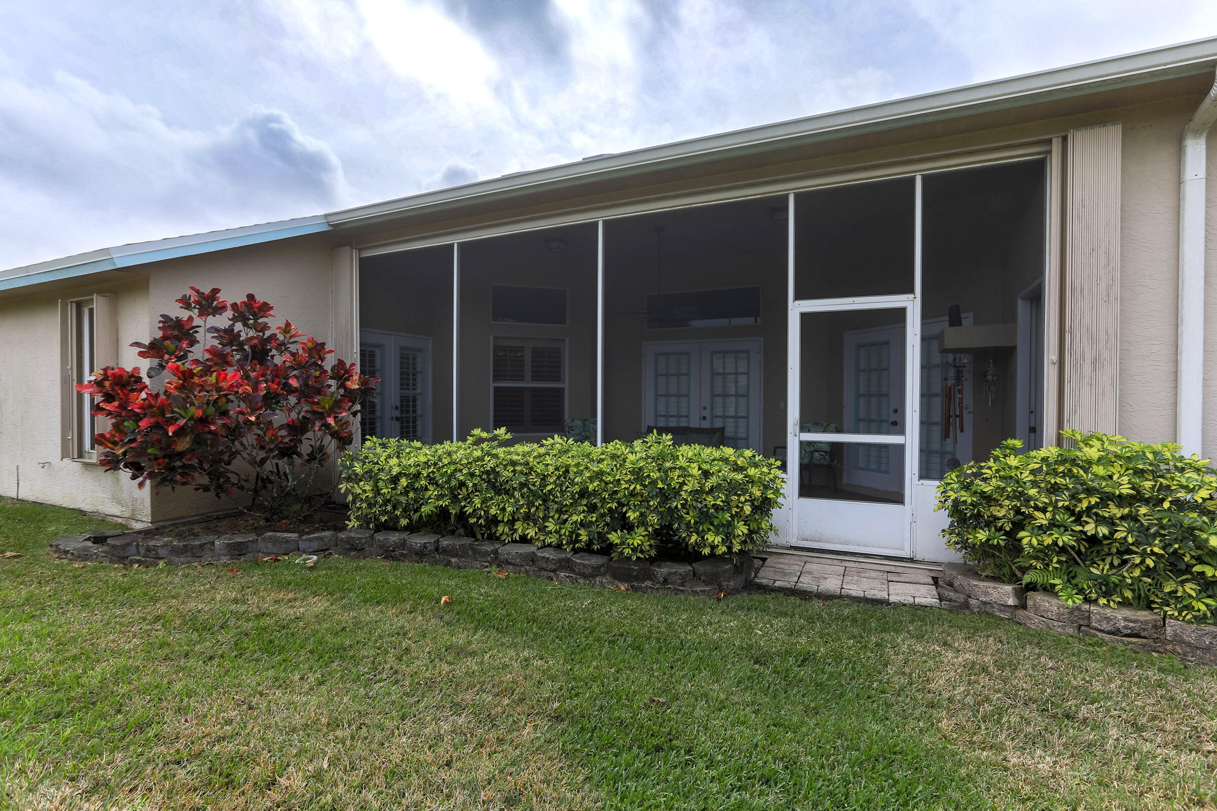 2031 Southeast Pyramid Road Port St. Lucie, FL 34952 - Photo 55 of 79 Rear screened patio