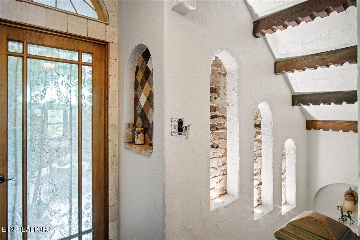 103 Baltimore Drive Oak Ridge, TN 37830 - Photo 26 of 45 a view of walk in closet with clothes and shoes