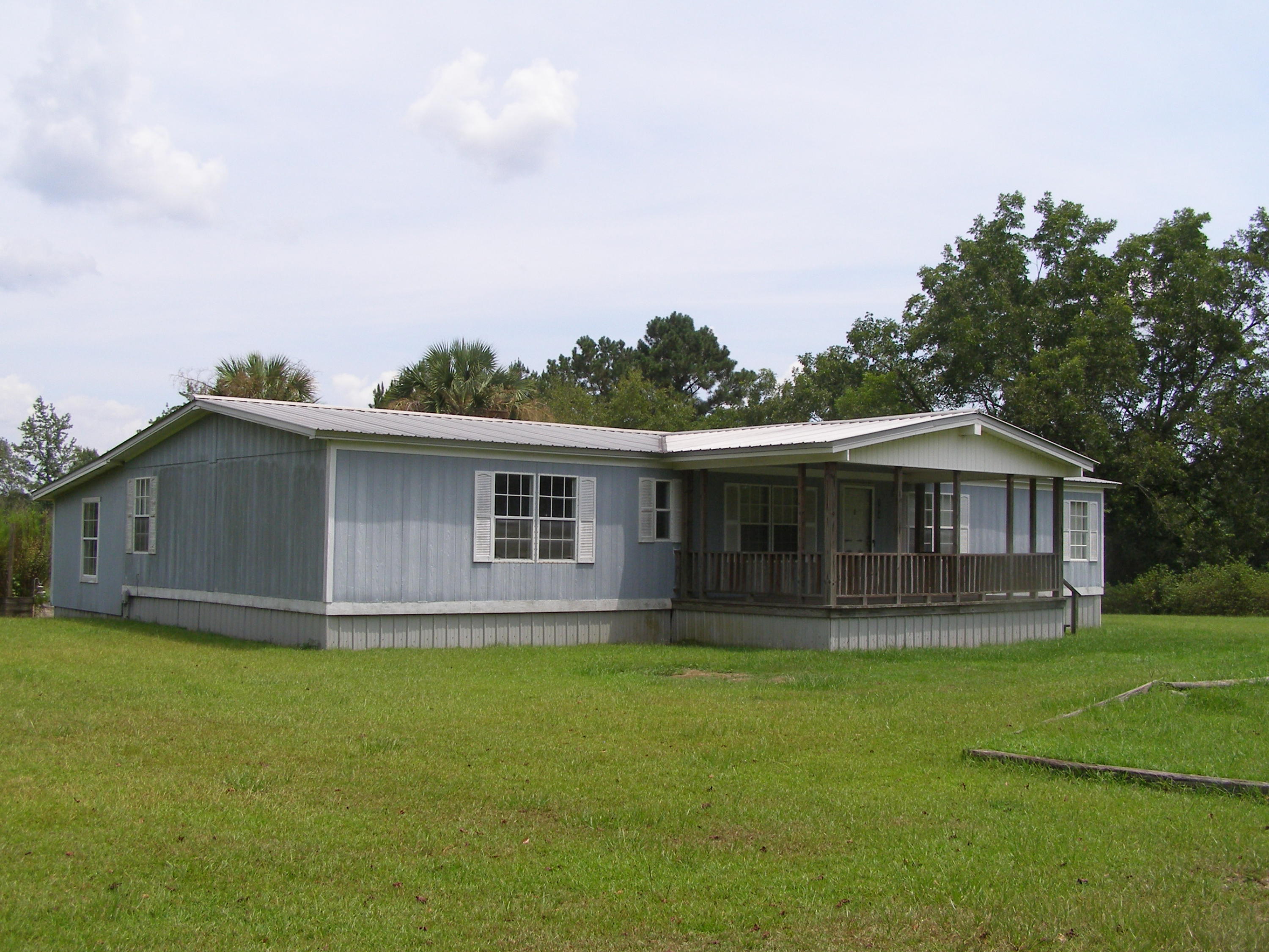 164 Loop Road Laurel Hill, FL 32567 - Photo 13 of 25 P8100136