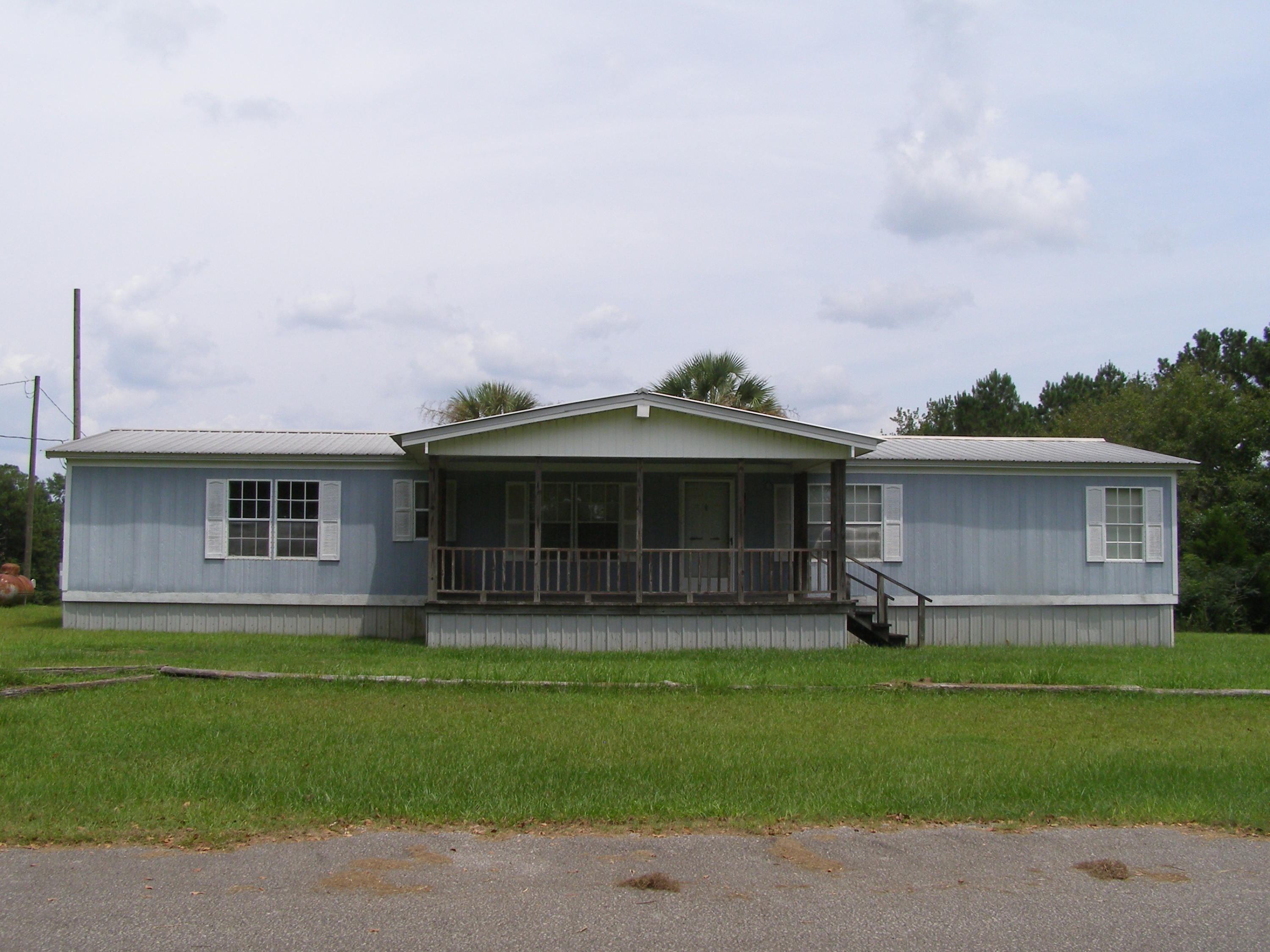 164 Loop Road Laurel Hill, FL 32567 - Photo 14 of 25 Front View
