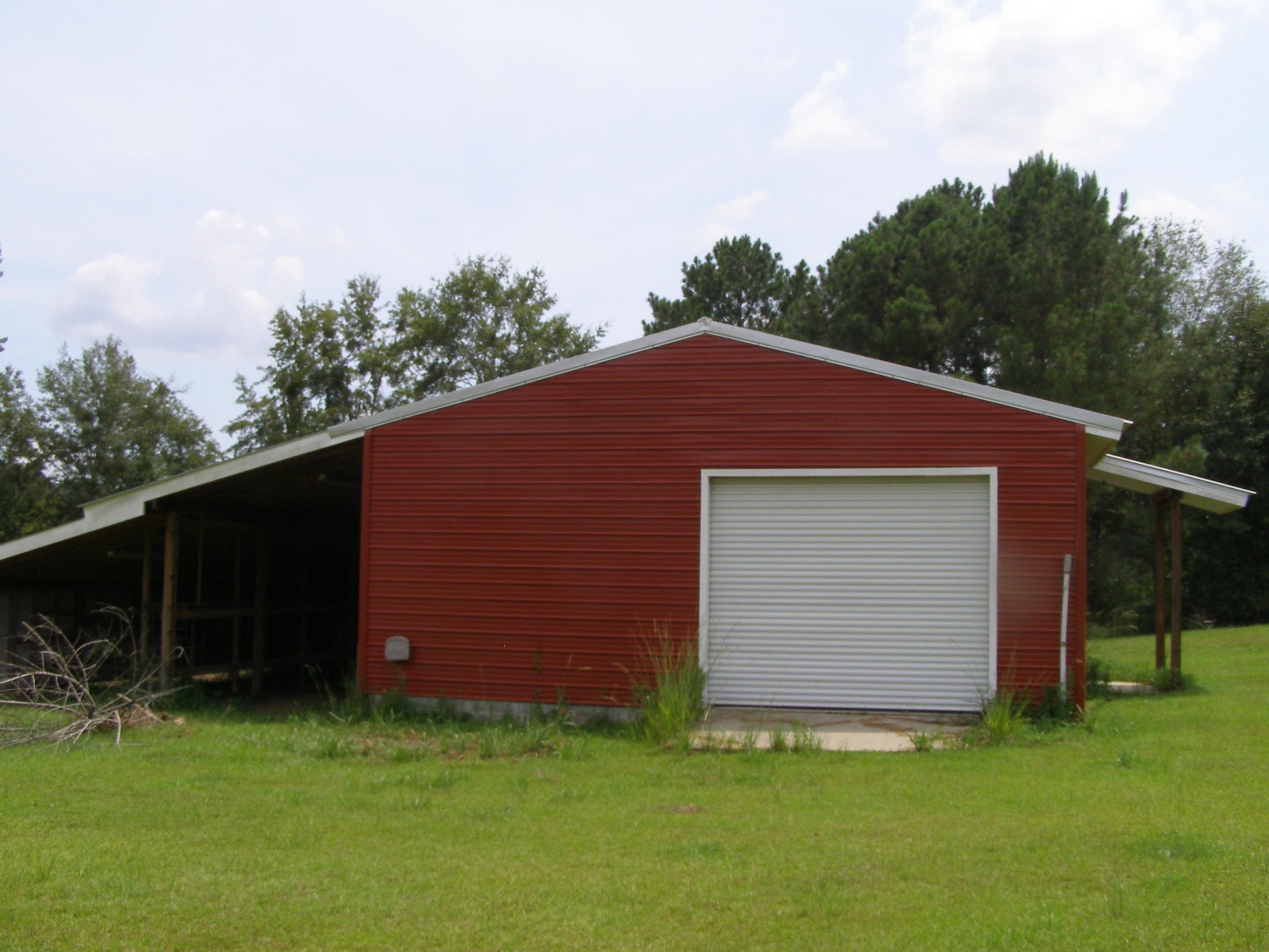 164 Loop Road Laurel Hill, FL 32567 - Photo 17 of 25 Barn