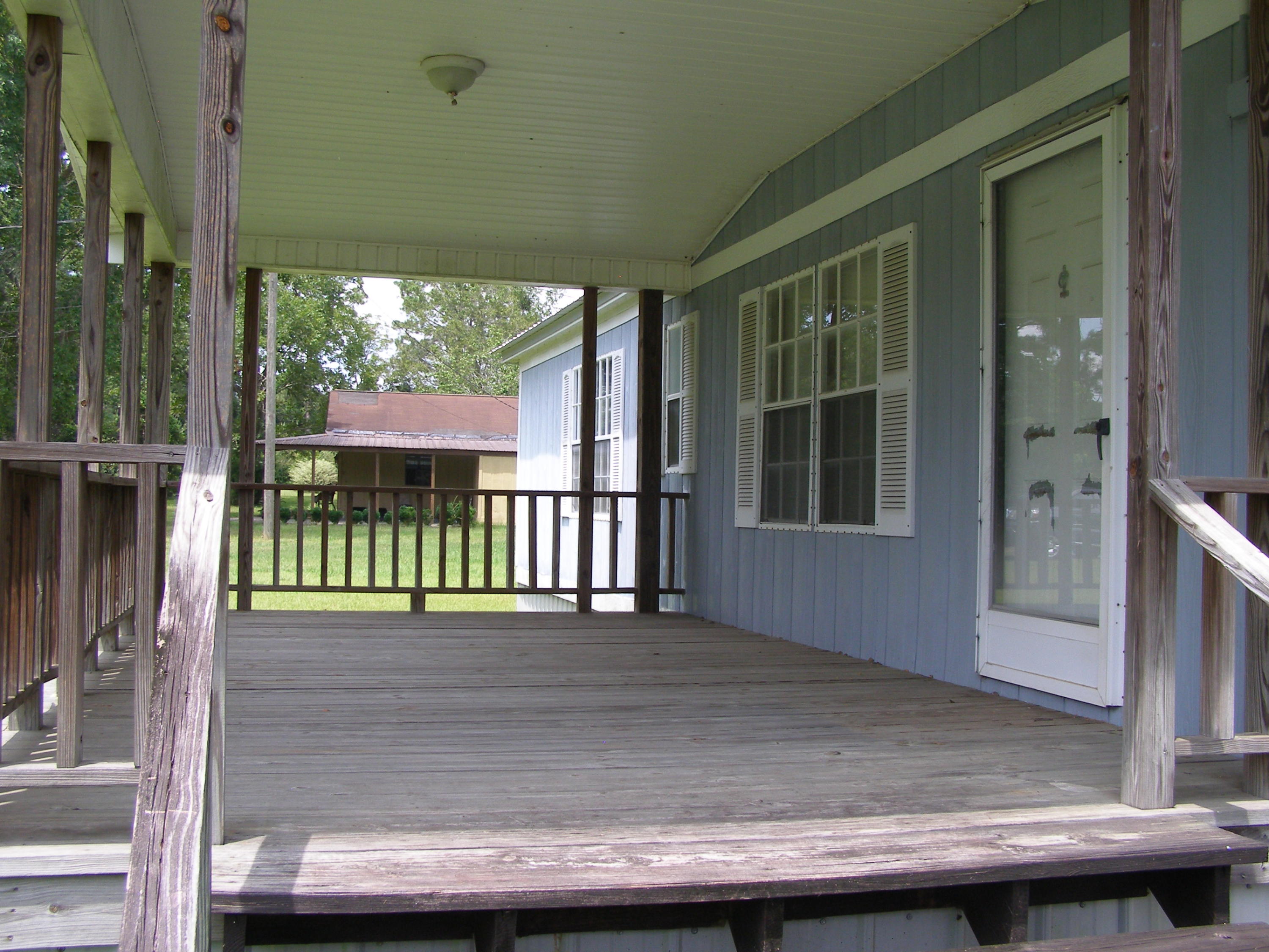 164 Loop Road Laurel Hill, FL 32567 - Photo 2 of 25 Front Porch