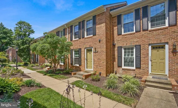 $3,000 | 2522 South Arlington Mill Drive, Unit 4, Arlington, VA 22206