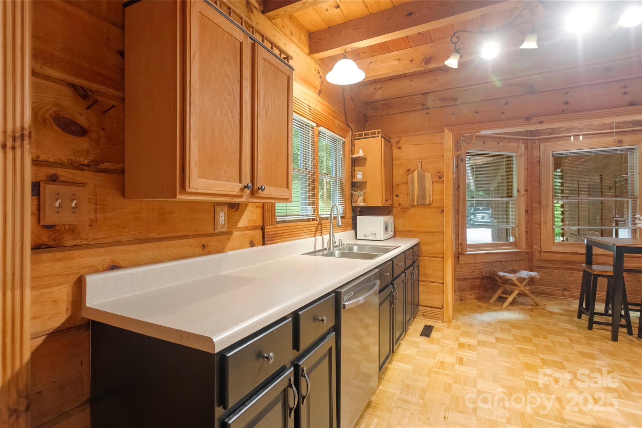 720 Potneck Road Salisbury, NC 28147 - Photo 16 of 48 a bathroom with a sink and a bathtub
