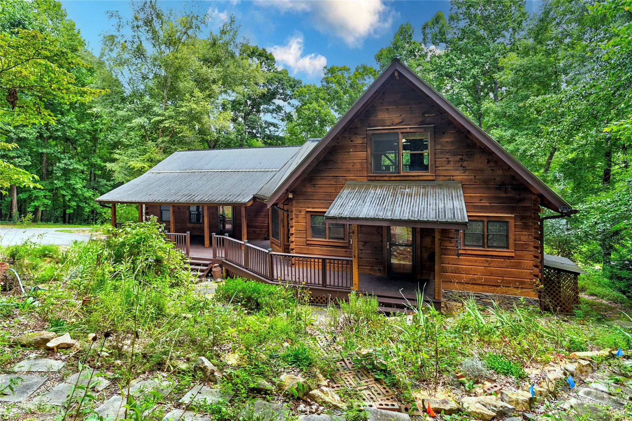 720 Potneck Road Salisbury, NC 28147 - Photo 3 of 48 a front view of a house with garden