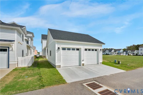 $786,999 | 411 Capt Orris Browne, Cape Charles, VA 23310
