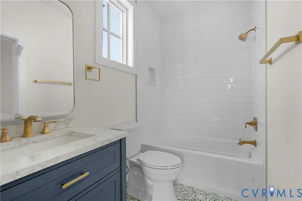 $786,999 | 411 Capt Orris Browne, Cape Charles, VA 23310