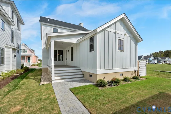 $786,999 | 411 Capt Orris Browne, Cape Charles, VA 23310