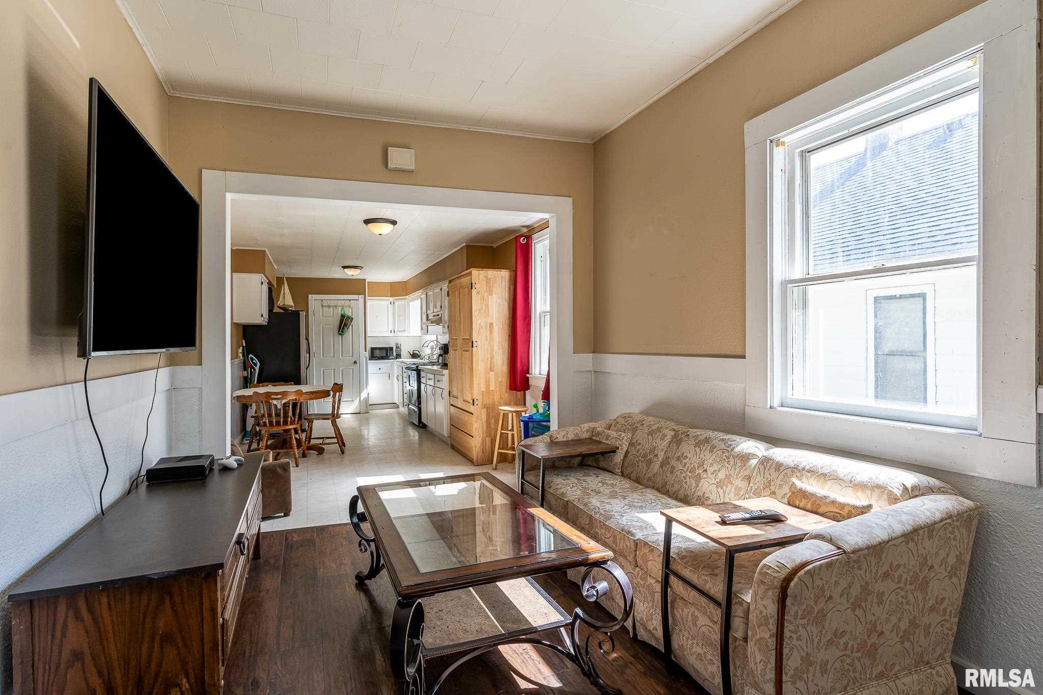 151 Fayette Street Clinton, IA 52732 - Photo 7 of 11 Gallery Image 7