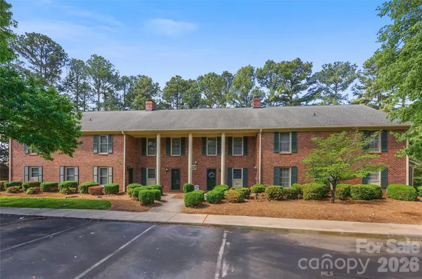 $239,900 | 809 Jamestown Drive, Unit 5, Gastonia, NC 28056