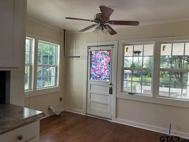 $1,340 | 1717 East Houston Street, Tyler, TX 75702