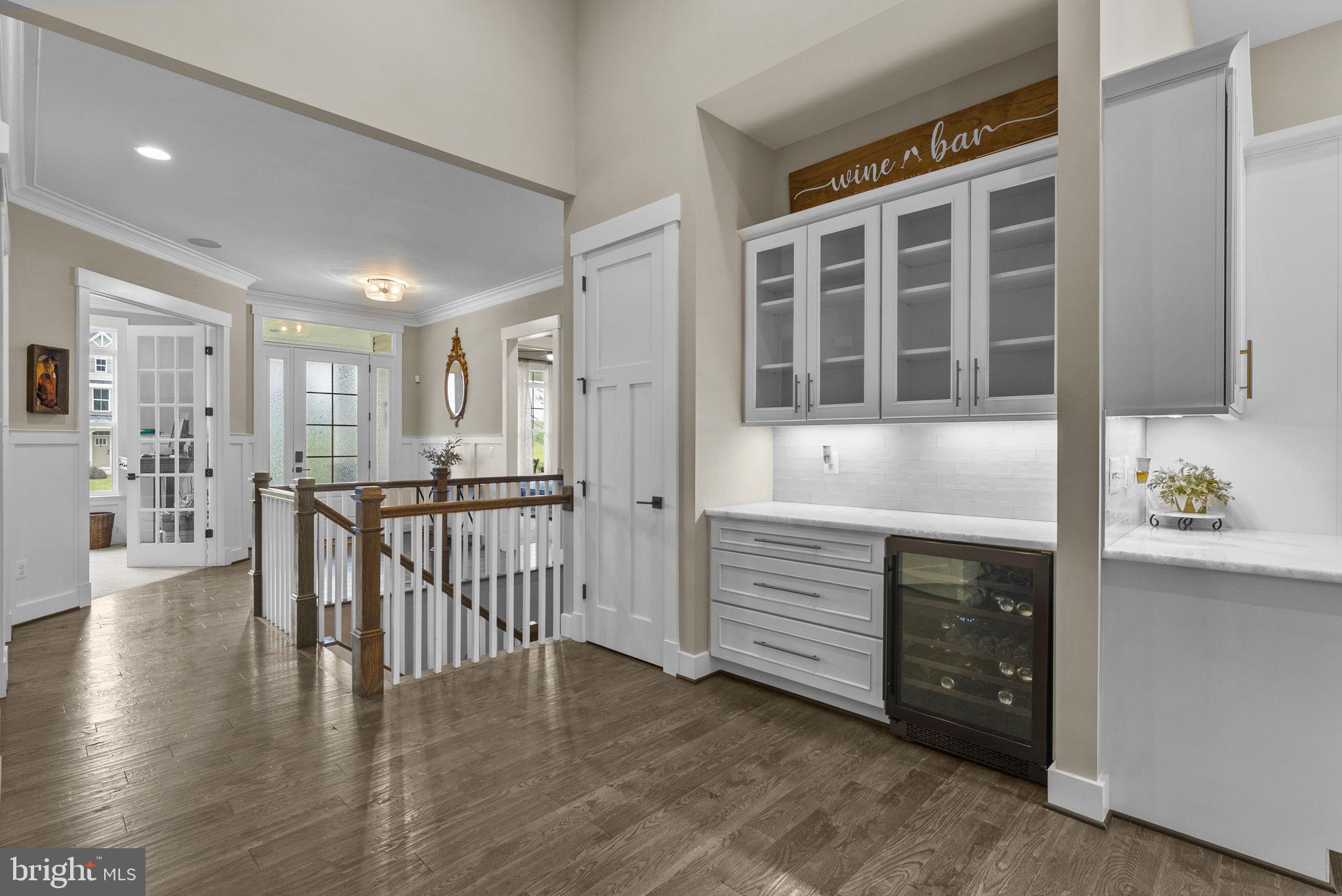 9801 Thoroughbred Road Warrenton, VA 20187 - Photo 33 of 119 Butlers pantry with wine cooler