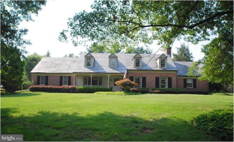 2213 Boxmere Road Lutherville-Timonium, MD 21093 - Photo 1 of 1 Exterior (Main)