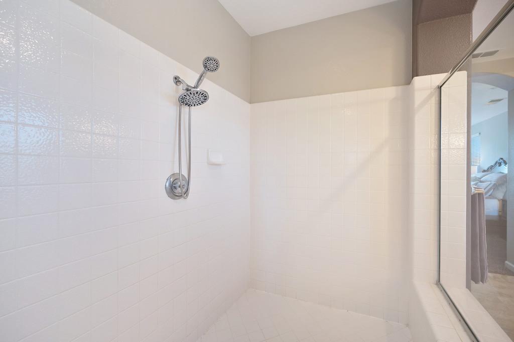 1721 Bella Circle Lincoln, CA 95648 - Photo 40 of 66