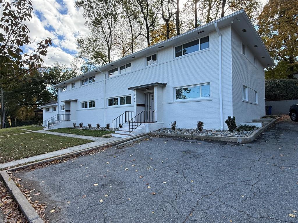 220 North Hawthorne Road, Unit C Winston-Salem, NC 27104 - Photo 1 of 9