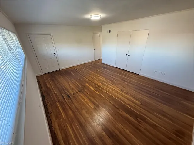 $925 | 220 North Hawthorne Road, Unit C, Winston-Salem, NC 27104